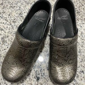 Dansko clogs NEW!